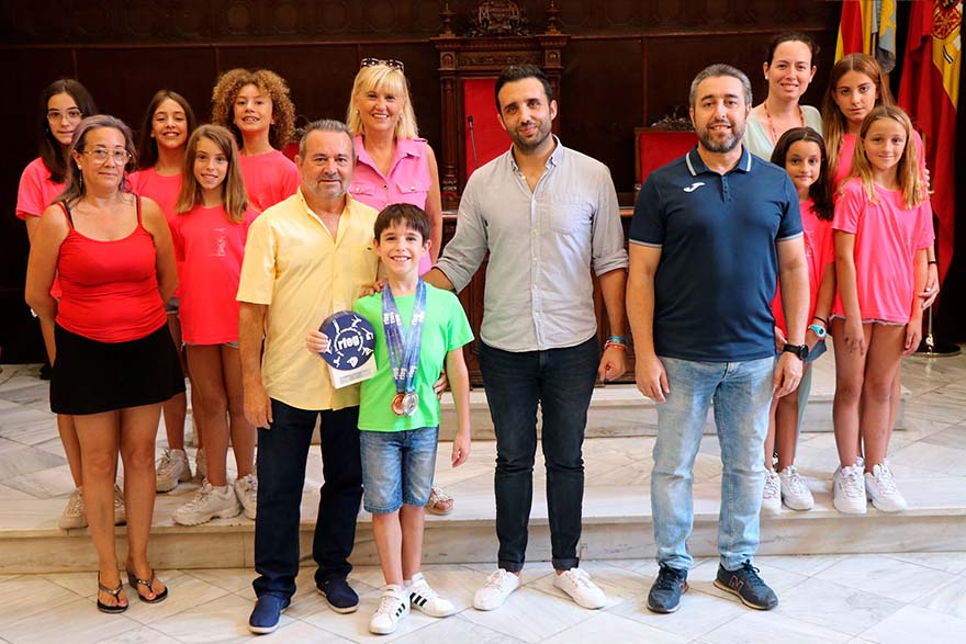 L'Ajuntament de Sagunt homenatja integrants del Club Gimnàstica Rítmica Morvedre per aconseguir medalles en campionats d'Espanya