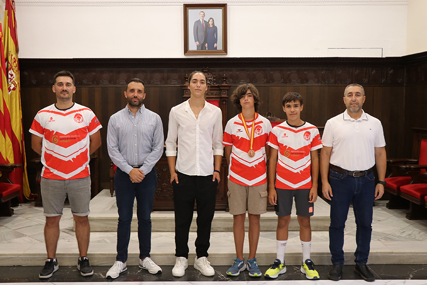 El Ayuntamiento de Sagunto reconoce los éxitos recientes del Club d’Esgrima Morvedre