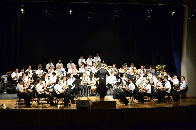 La Banda Simfònica Lira Saguntina oferirà diumenge el tradicional concert de Carnestoltes
