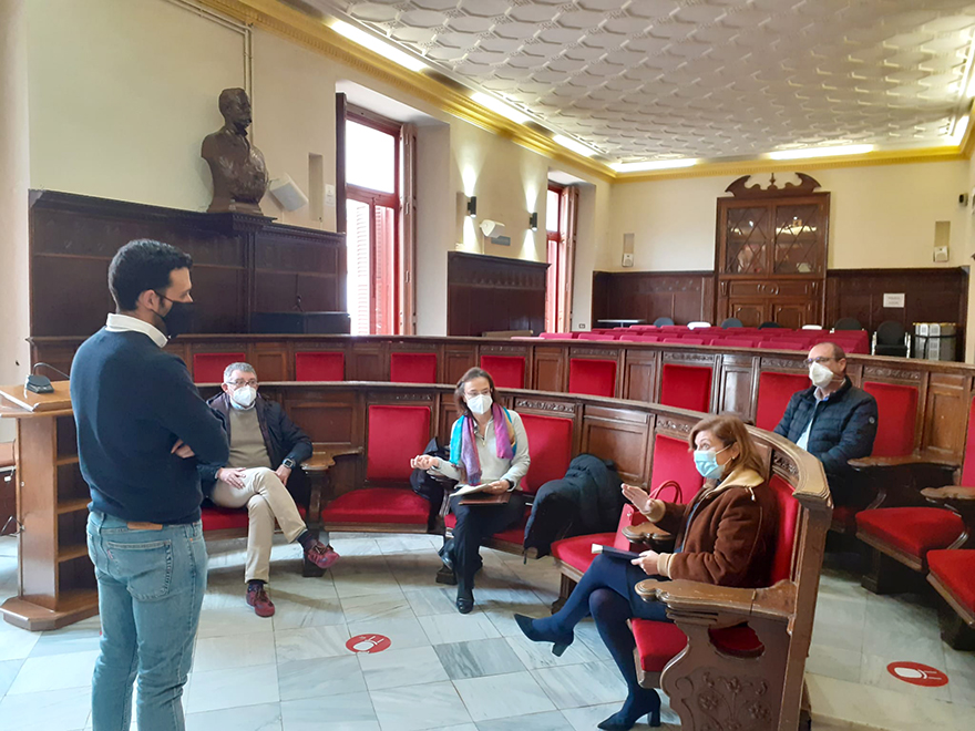 La Seguretat Social presenta a l'Ajuntament de Sagunt el projecte d'obres de l'edifici de la plaça Cronista Chabret