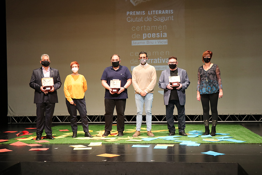 L'Ajuntament de Sagunt lliura els Premis Literaris ‘Ciutat de Sagunt’ 2020 a Àngel Fabregat, Josep Usó i Manuel Molins