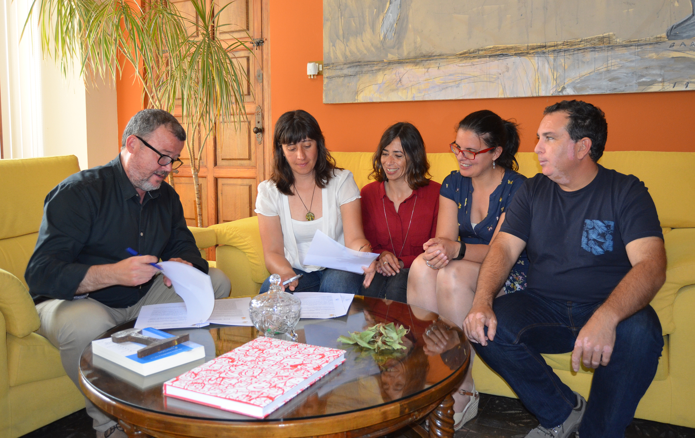 L'Ajuntament de Sagunt i Agró signen un nou conveni per a la realització d'activitats de sensibilització mediambiental