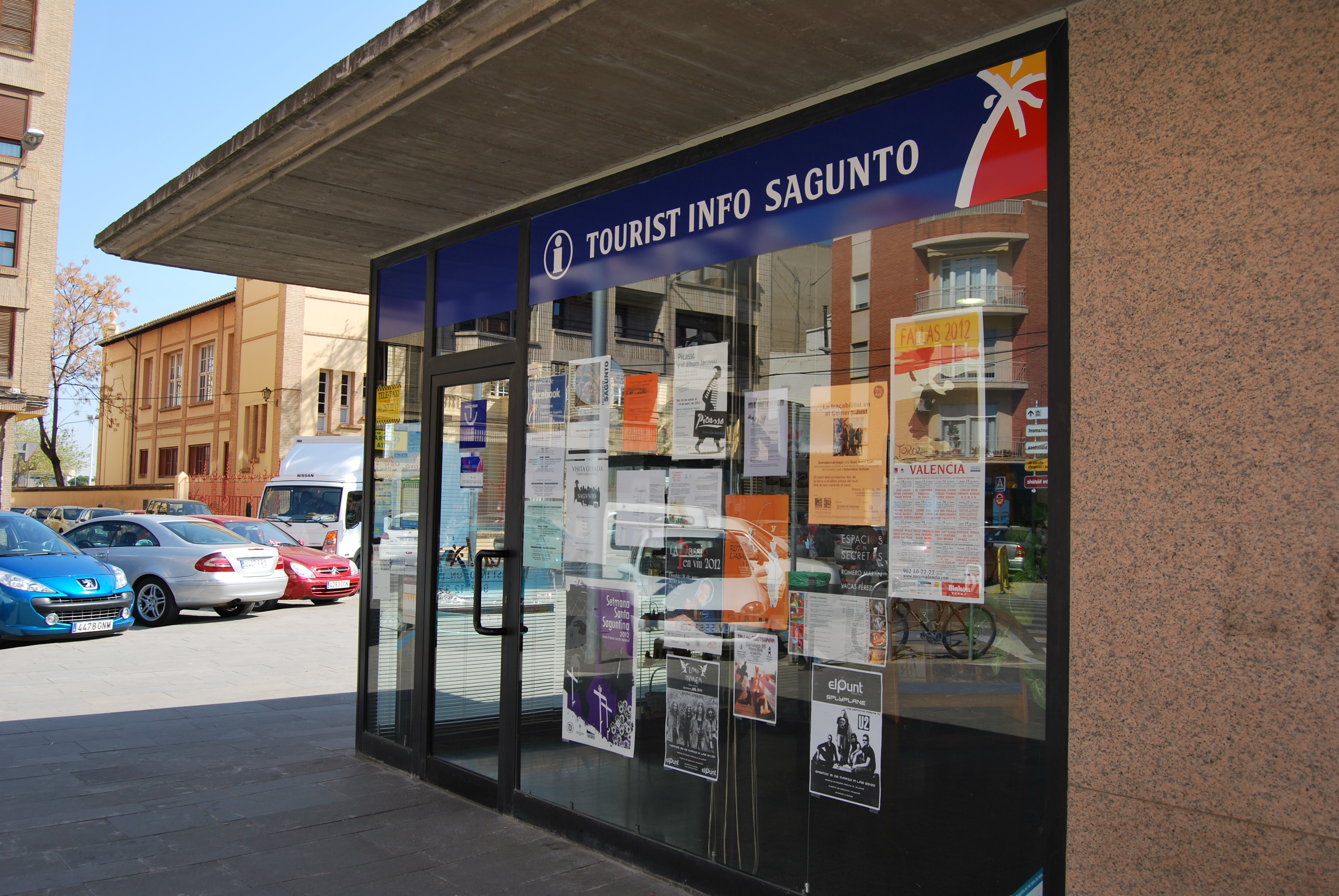 Sagunto aumenta este año las consultas en las oficinas de turismo y la ocupación hotelera en Fallas