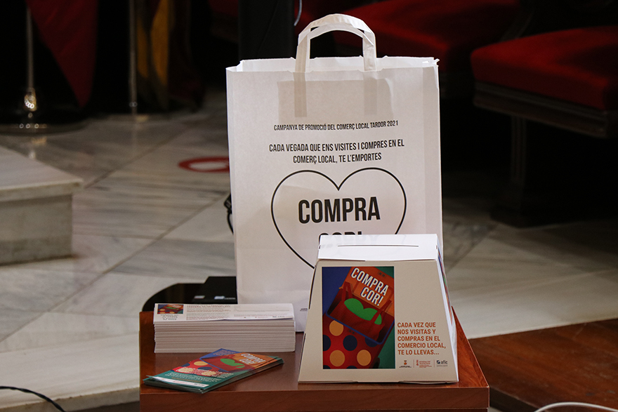 La delegació de Comerç convoca el concurs del cartell per a la campanya de promoció del comerç local d'este 2022