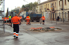 La SAG reforzó los trabajos de limpieza y recogida de residuos durante la semana fallera