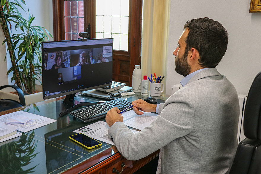 L'Ajuntament de Sagunt acull la jornada d'emprenedoria en cooperativa