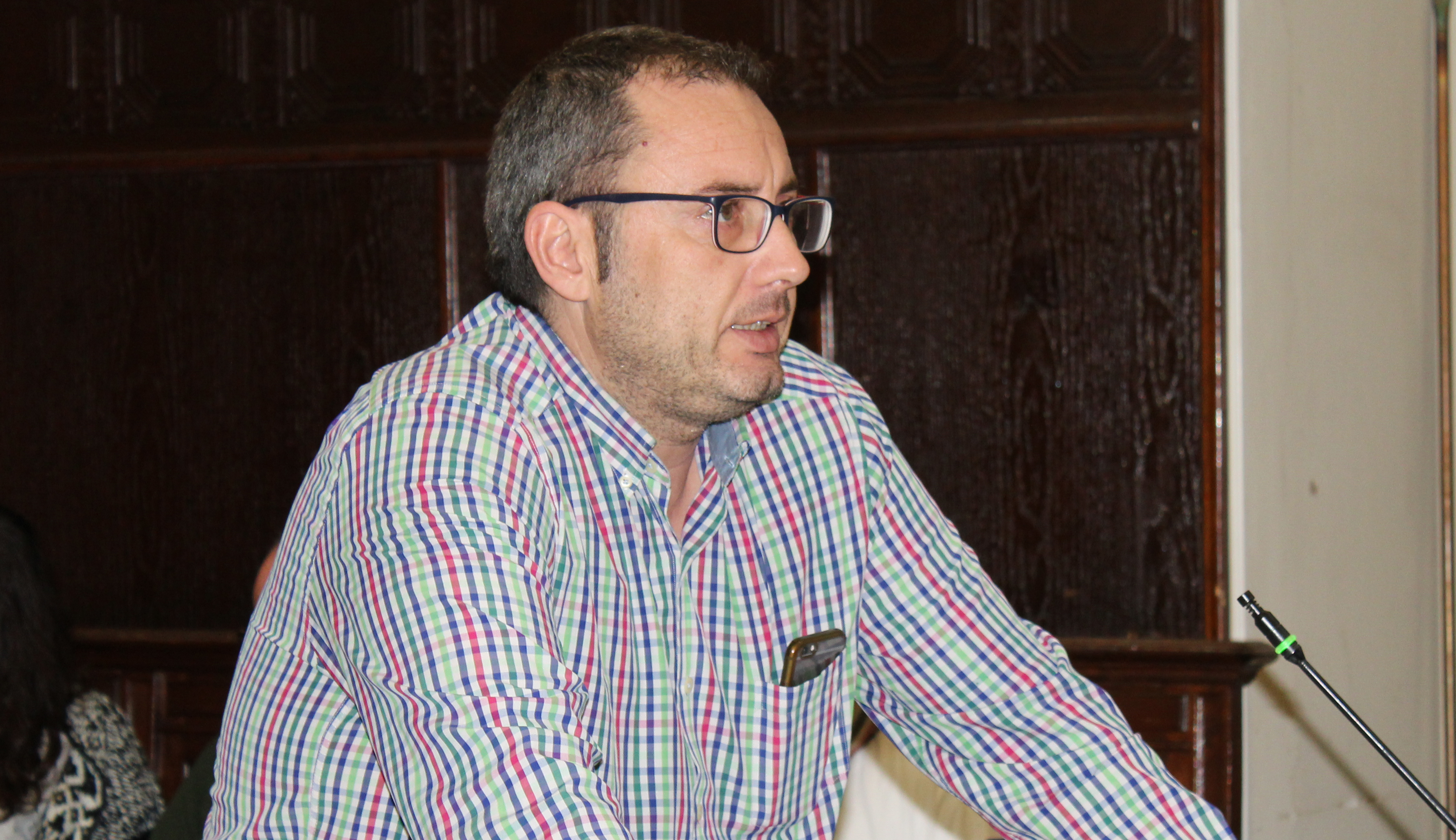 El pleno aprueba una modificación en las cuotas de servicio y consumo del agua para 2017