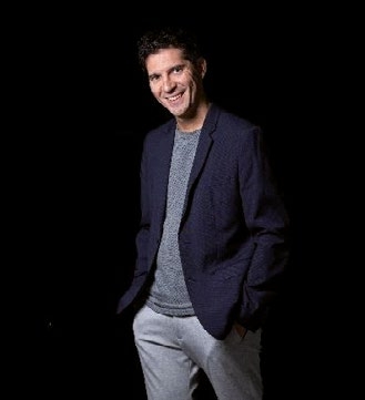 Ciclo 'Diàleg de Llibres': presentación de: 'La minúscula de la història. Viatges Literaris per la nostra memòria'