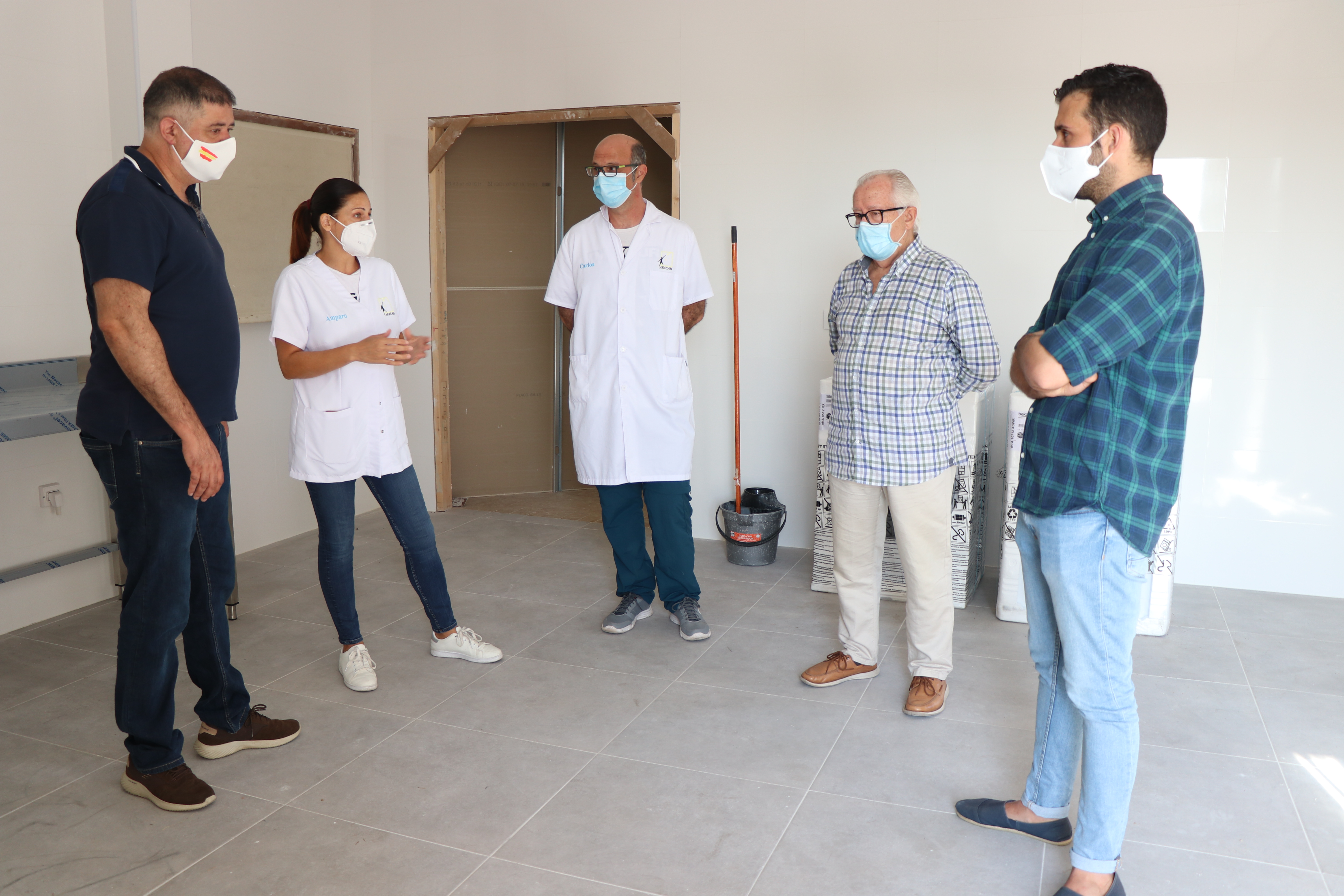 L’alcalde de Sagunt i el regidor de Serveis Socials visiten les obres de millora d'AFACAM i de la Unió Democràtica de Pensionistes