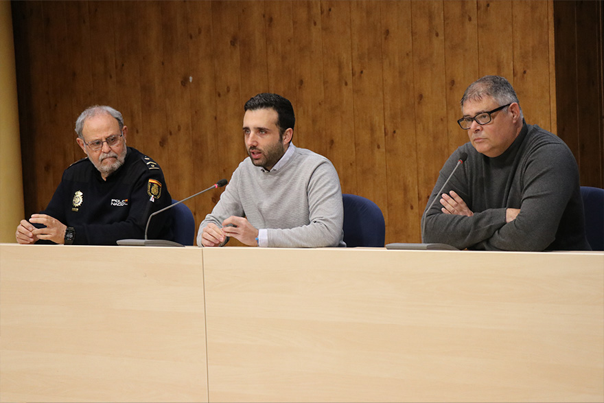 El Centre Cívic acull una xarrada sobre consells de seguretat per a persones majors