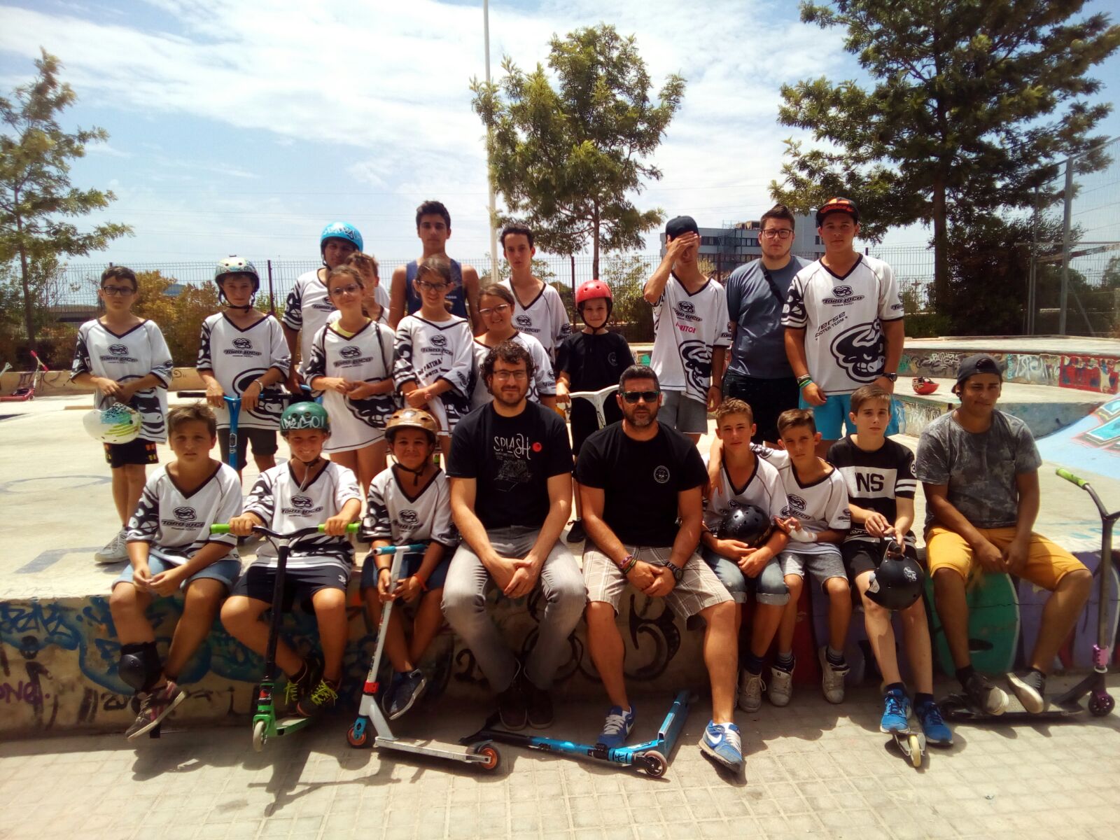 El concejal de Deportes visita el campus de iniciación al scooter 