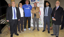 L'alcalde inaugura la VI Exposició de Fotografia Esportiva del Fertiberia BM Puerto Sagunto