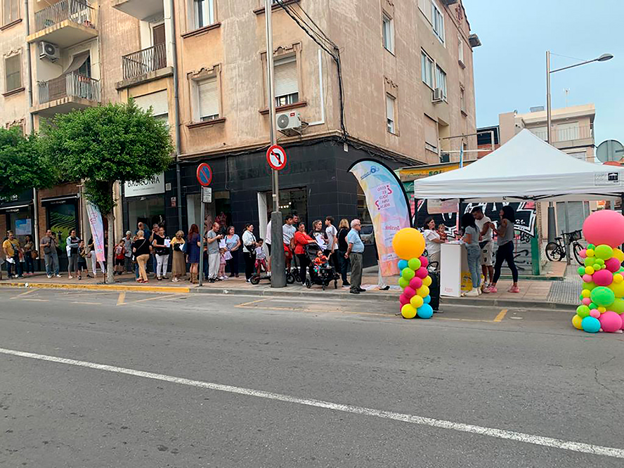 ‘La gran fiesta del comercio’ vuelve a la avenida 9 d’Octubre el próximo viernes 12 de julio