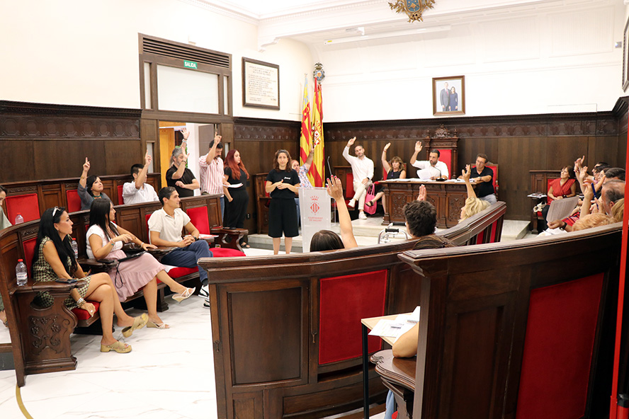 La Corporació Municipal acorda expressar la solidaritat de l'Ajuntament de Sagunt amb el poble de Ceuta