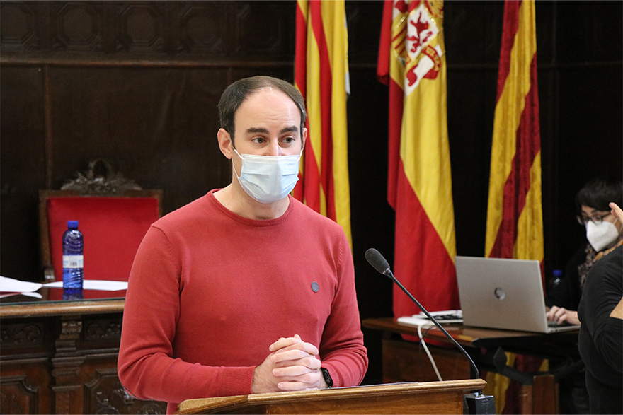 El Ple Municipal acorda instar a la Generalitat perquè dote d'educadors i educadores els centres educatius del municipi