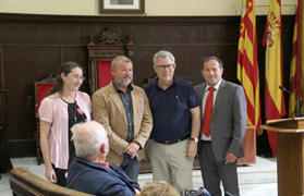 El alcalde de Sagunto recibe a congregaciones judías de Israel, Estados Unidos y Valencia en el Salón de Plenos del Ayuntamiento