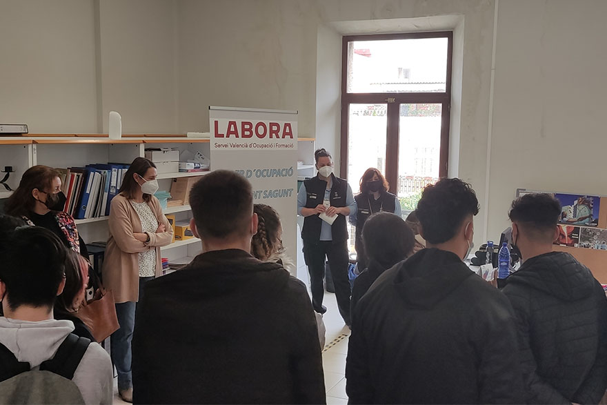 Promoció Econòmica obri les seues portes a estudiants de l'IES María Moliner