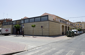 Finalitza la instal·lació de l'aire condicionat en el mercat interior del Port de Sagunt