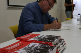 La presentación del libro 'L’interés per la llengua dels valencians' da paso a los Premios Literarios ‘Ciutat de Sagunt’