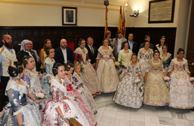 Paula Marrón Pérez e Inés Miret Herrero son proclamadas y exaltadas falleras mayores de la Federación Junta Fallera de Sagunto de 2019