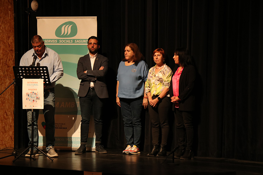 La 18ª Setmana Cultural de les Persones Majors comença amb la representació teatral ‘Contigo aprendí’