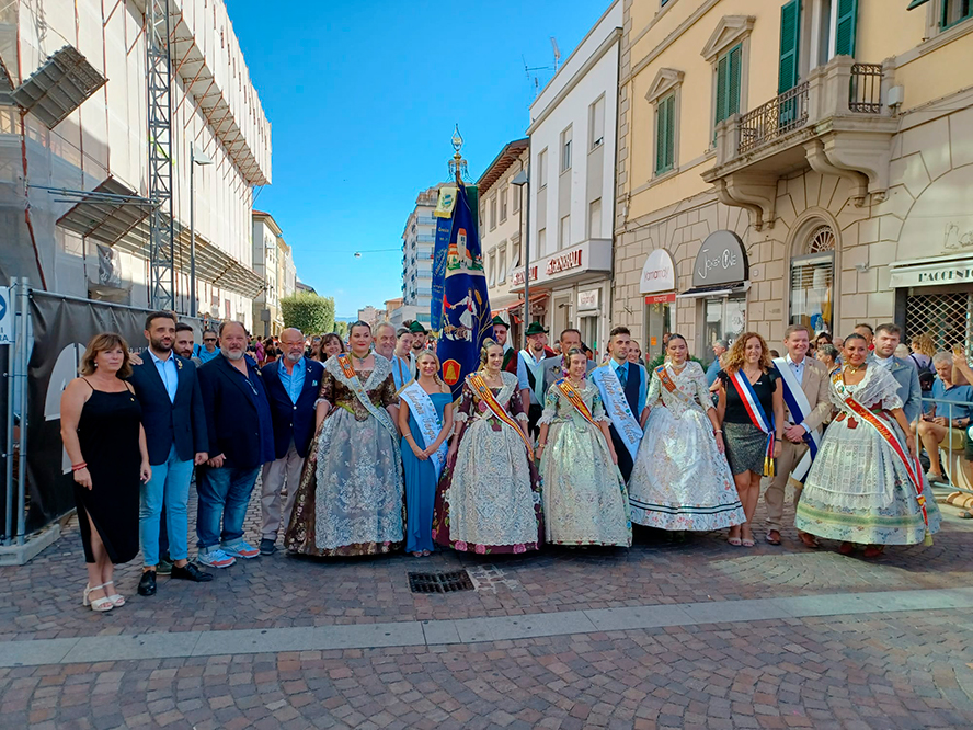 L'Ajuntament de Sagunt participa en les festes del municipi germanat de Cecina (Itàlia)