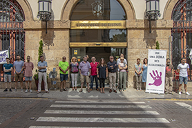 Sagunto guarda un minuto de silencio por el presunto asesinato machista ocurrido en Zaragoza