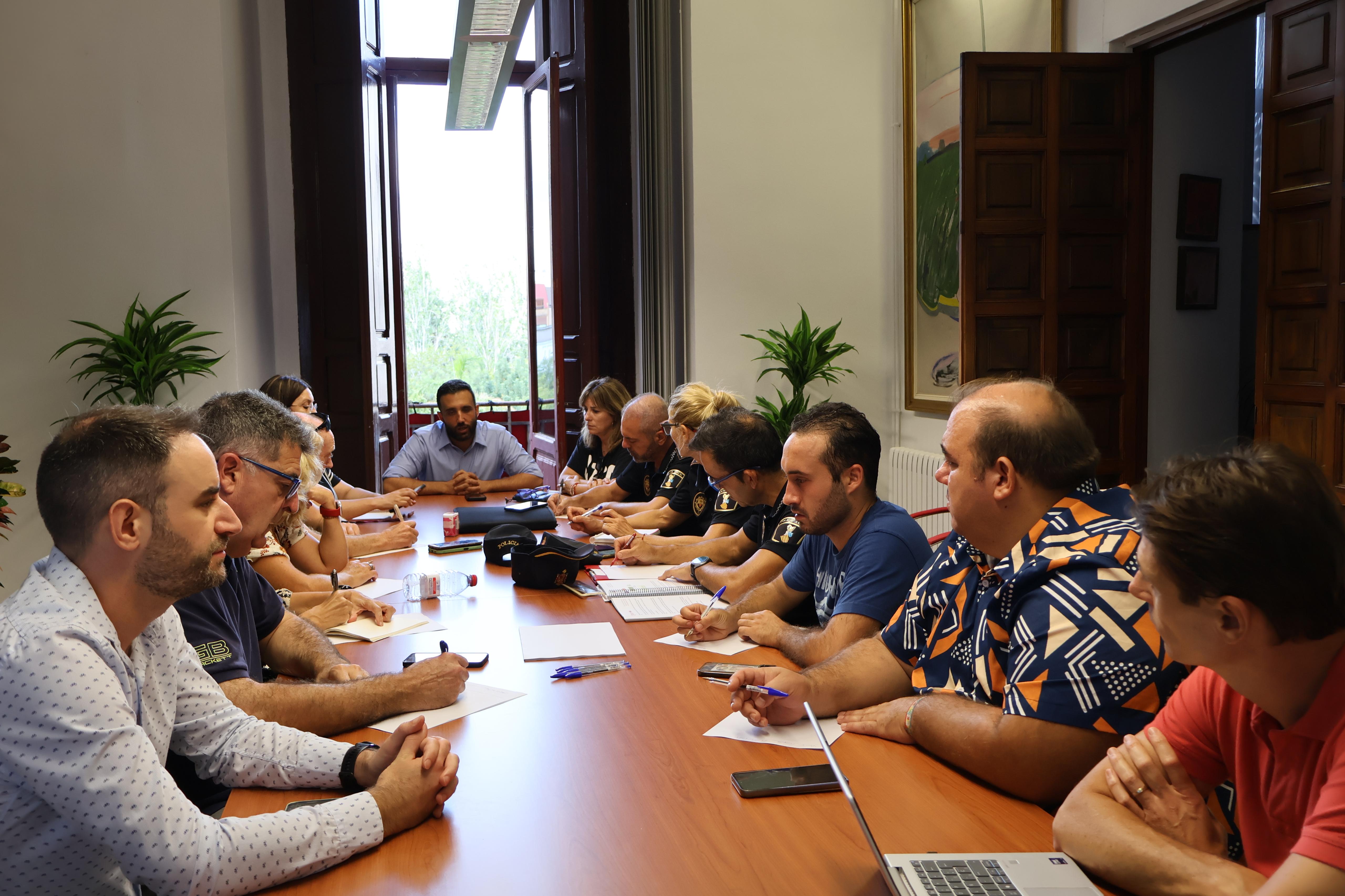 El CECOPAL manté este diumenge una reunió de coordinació enfront de l'alerta roja d'este dilluns