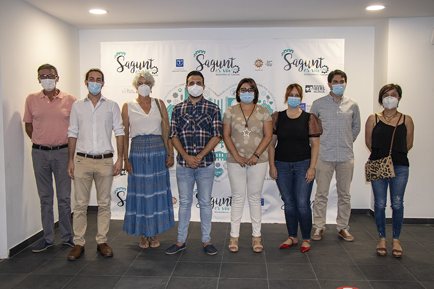 Turisme presenta activitats i tallers per a donar suport al sector turístic i hostaler durant la temporada estival