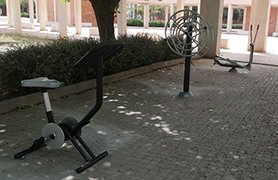 El barrio de Baladre dispone de nuevos juegos saludables