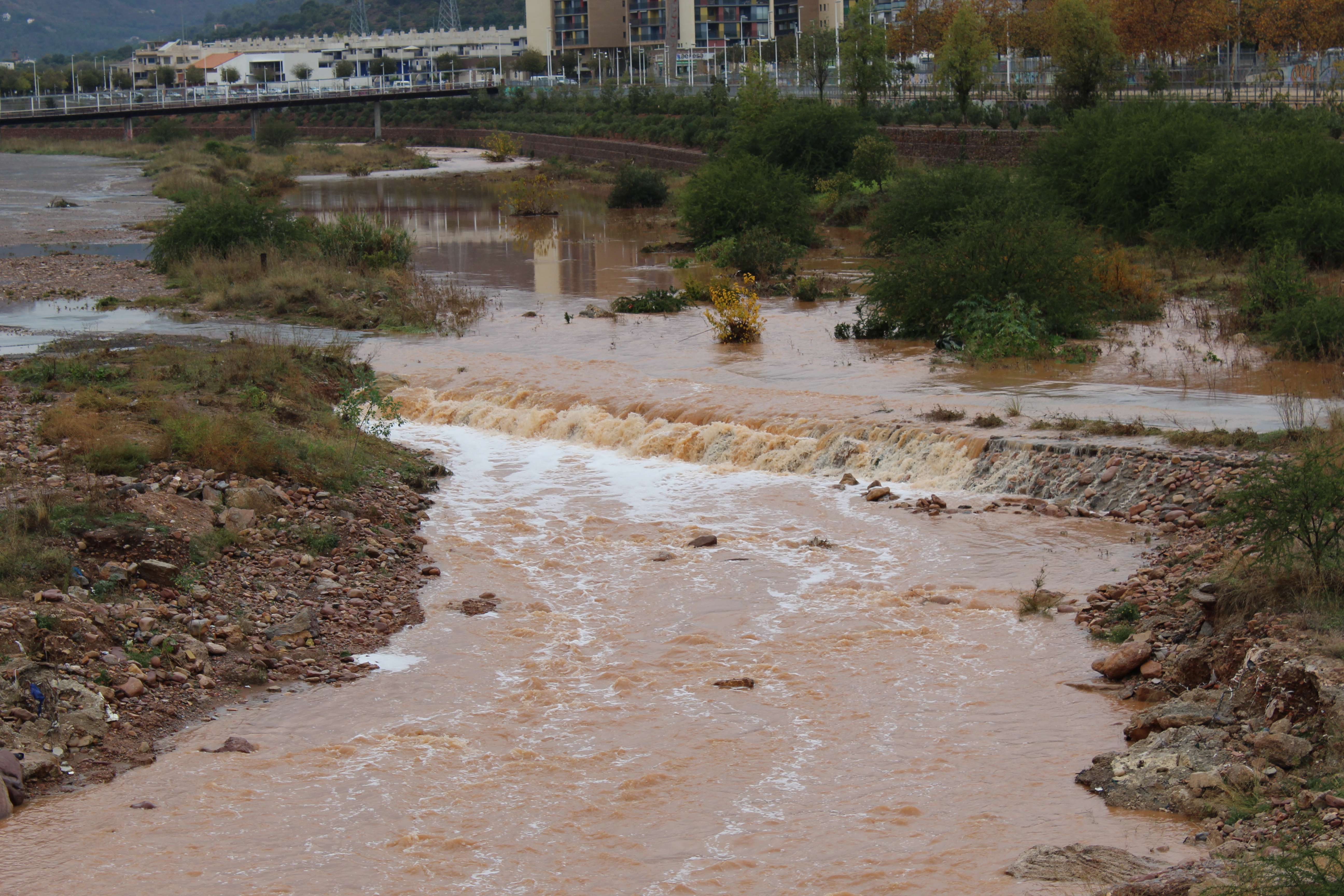 Se sigue trabajando en las principales incidencias causadas por las lluvias en Sagunto