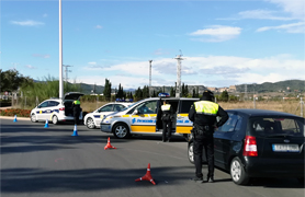 La Policia Local de Sagunt col·labora amb la DGT en la campanya de conscienciació sobre control de drogues i alcohol durant la conducció