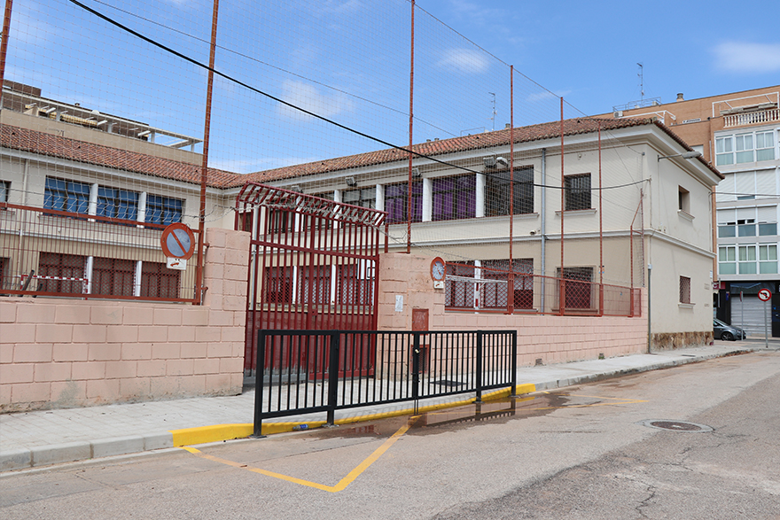 Obert al trànsit provisionalment el carrer Verge de Begoña de Port de Sagunt