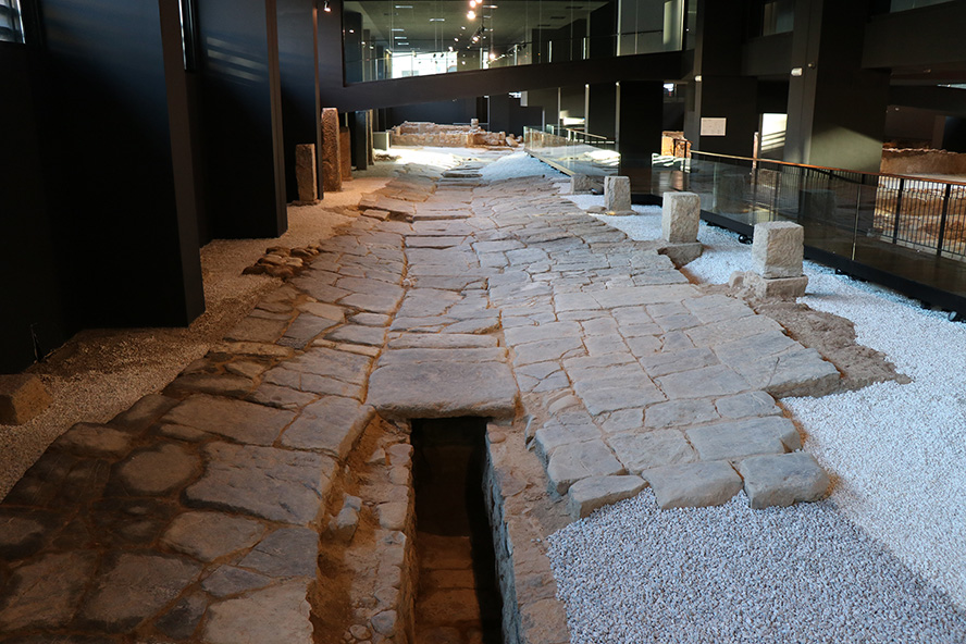 L'Ajuntament de Sagunt impulsa un espai immersiu en la Via del Pòrtic per a modernitzar l'experiència turística