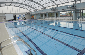 S’obri el termini de renovacions per als cursos a les piscines municipals