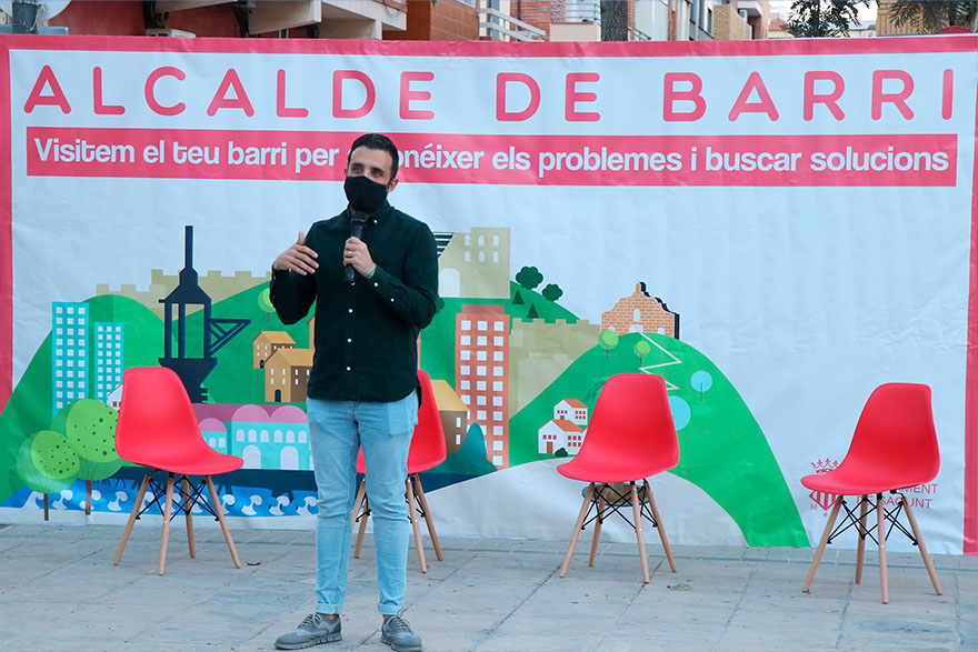 Darío Moreno visita el barri de La Marina dins de la iniciativa Alcalde de Barri