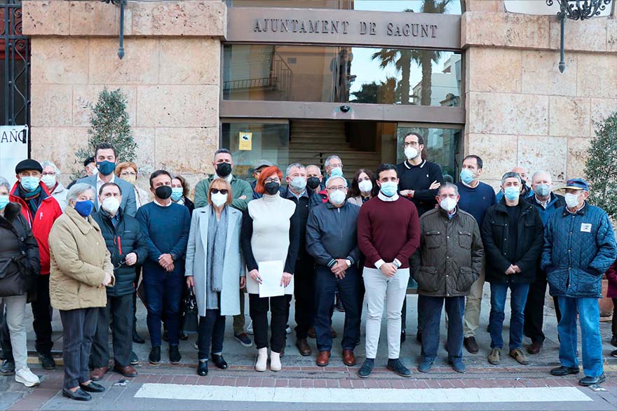 El Ple sol·licita a les entitats bancàries la millora dels servicis a la ciutadania, concretament a les persones majors i amb diversitat funcional