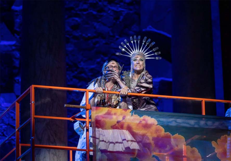 El talento cómico de Joaquín Reyes y Ángeles Martín desfilan en el Teatro Romano con ‘La Paz’