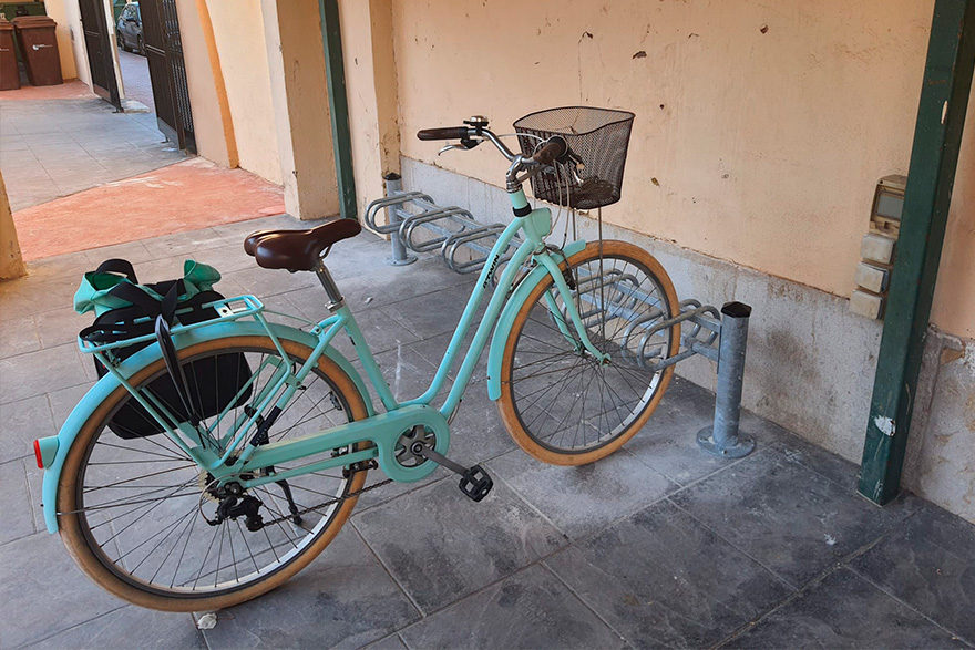 Comença hui la col·locació de suports per a bicicletes a l'interior dels mercats de Sagunt i el Port de Sagunt