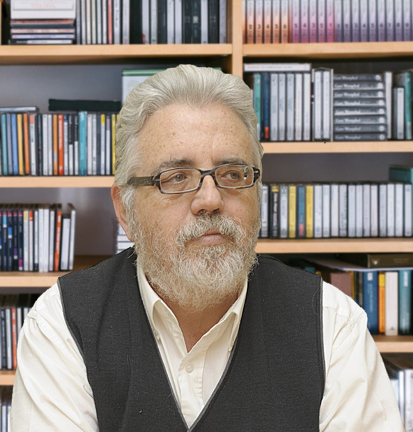 El ple municipal concedix la Medalla de Plata de la ciutat de Sagunt al periodista Ignacio Belzunces