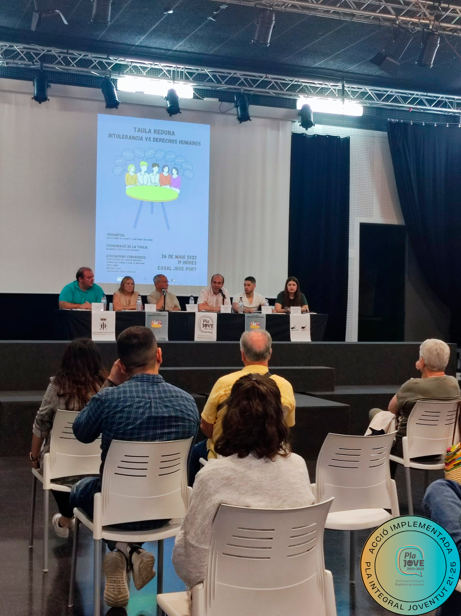 El Casal Jove suma una nova acció implementada del Pla Integral de Joventut 2021-2025, amb la realització de la taula redona 'Intolerància vs Drets Humans'