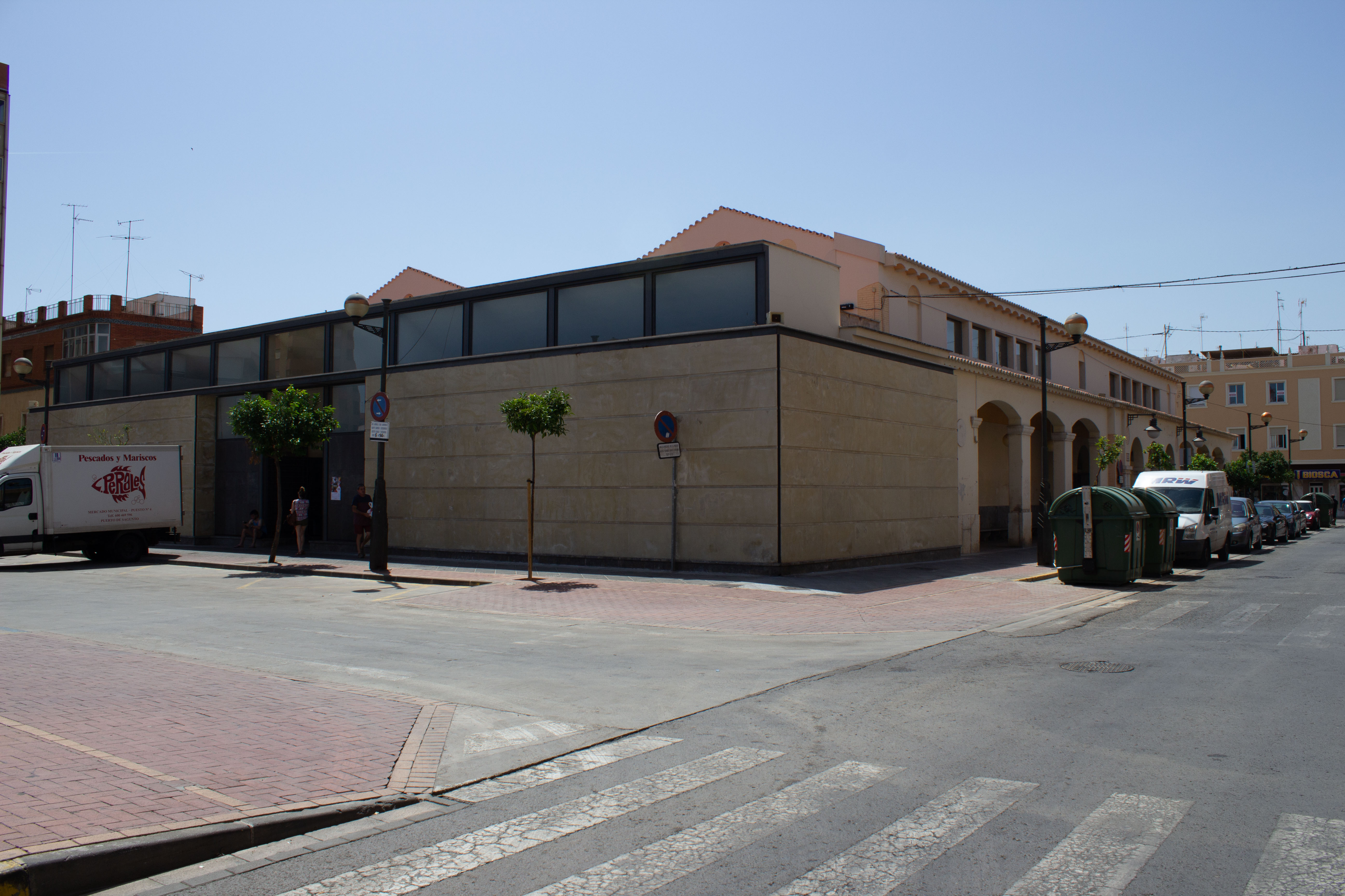 Els mercats municipals de Port de Sagunt realitzaran la seua activitat comercial en el seu emplaçament habitual el 9 d'Octubre