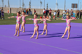 Actividades lúdico-festivas y exhibiciones en la fiesta de clausura del programa municipal Deporte en Edad Escolar