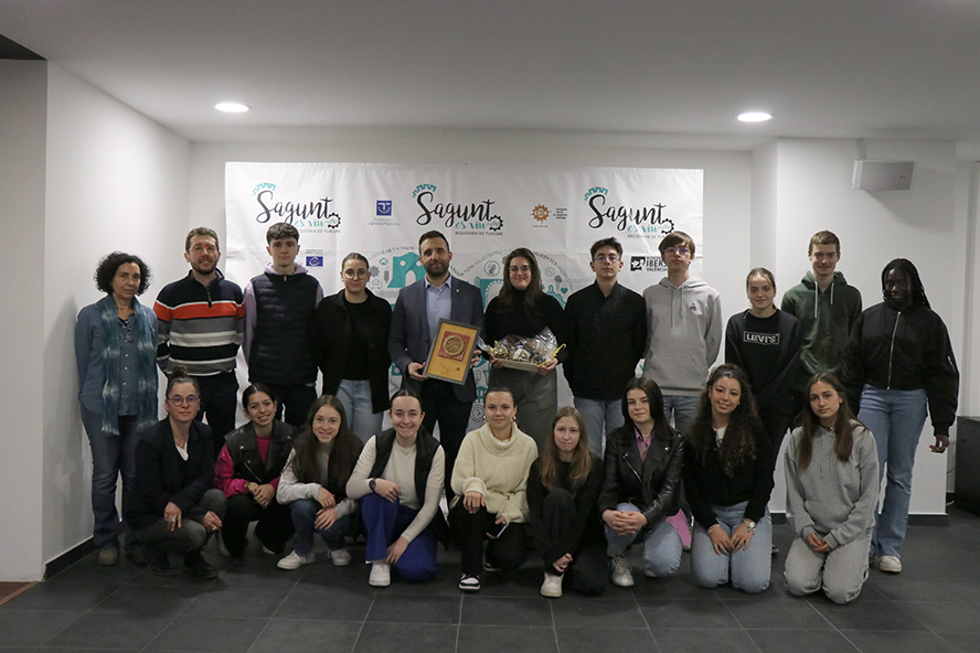 Alumnos y alumnas de Millau, ciudad hermanada con Sagunto, visitan nuestro municipio