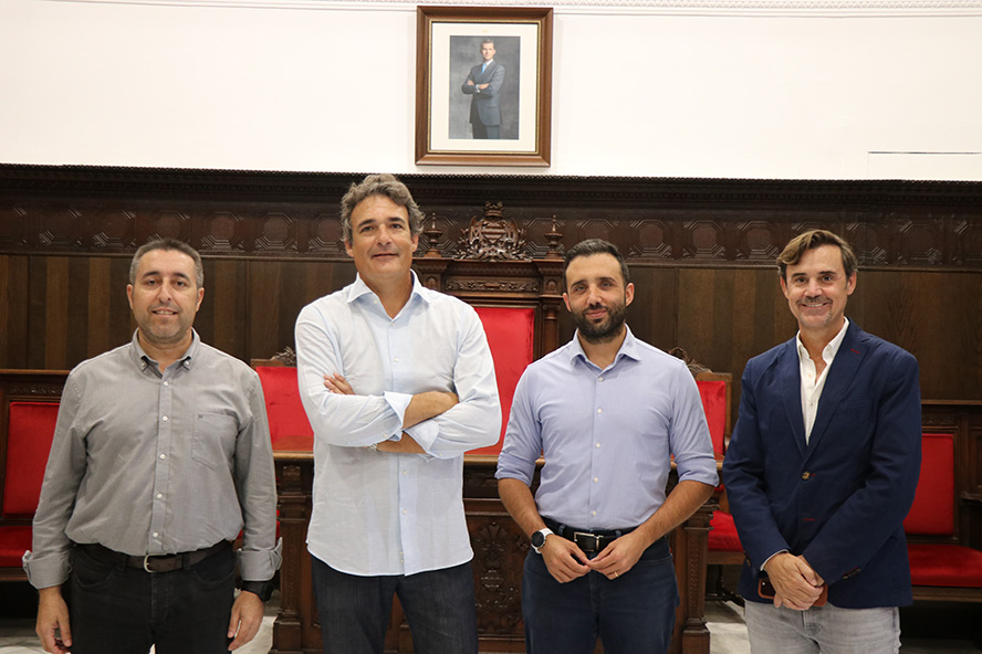 El Ayuntamiento de Sagunto se reúne con la nueva directiva del Atlético Saguntino