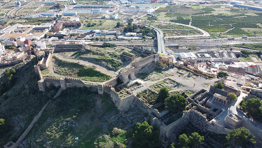 La Nau Gran de la Universitat de València arranca a Sagunt