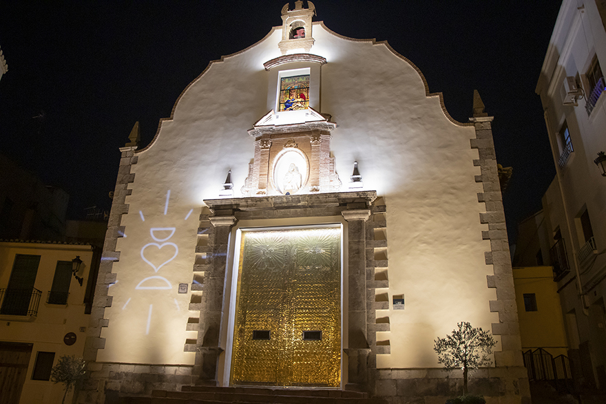 L'Ermita de la Sang estrena nova il·luminació en la seua façana