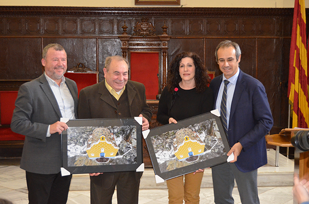 El Ayuntamiento y Aigües de Sagunt clausuran la exposición ‘Sagunt, fets d’aigua’ tras la visita de más de 1.400 personas