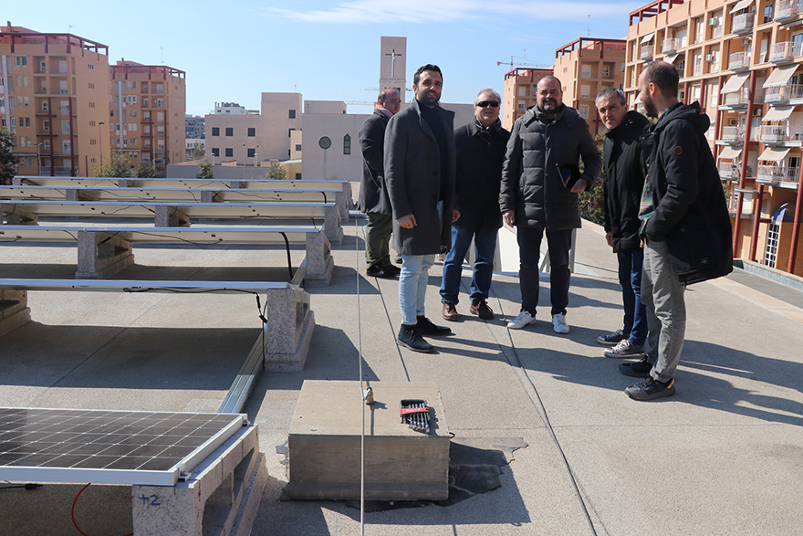 El CEIP María Yocasta ja compta amb una instal·lació fotovoltaica d'autoconsum en la seua coberta