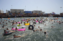 La "Fiesta del Niño" como novedad en las cucañas de este año